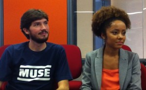 Os repórteres Felipe Bentivengna e Valéria Almeida do Profissão Repórter, da Rede Globo Foto: Cacá Junqueira