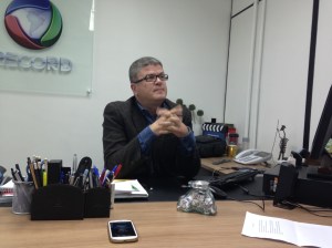 Celso Teixeira, na sede da Record na Barra Funda, São Paulo Foto: Marina Cassiolato