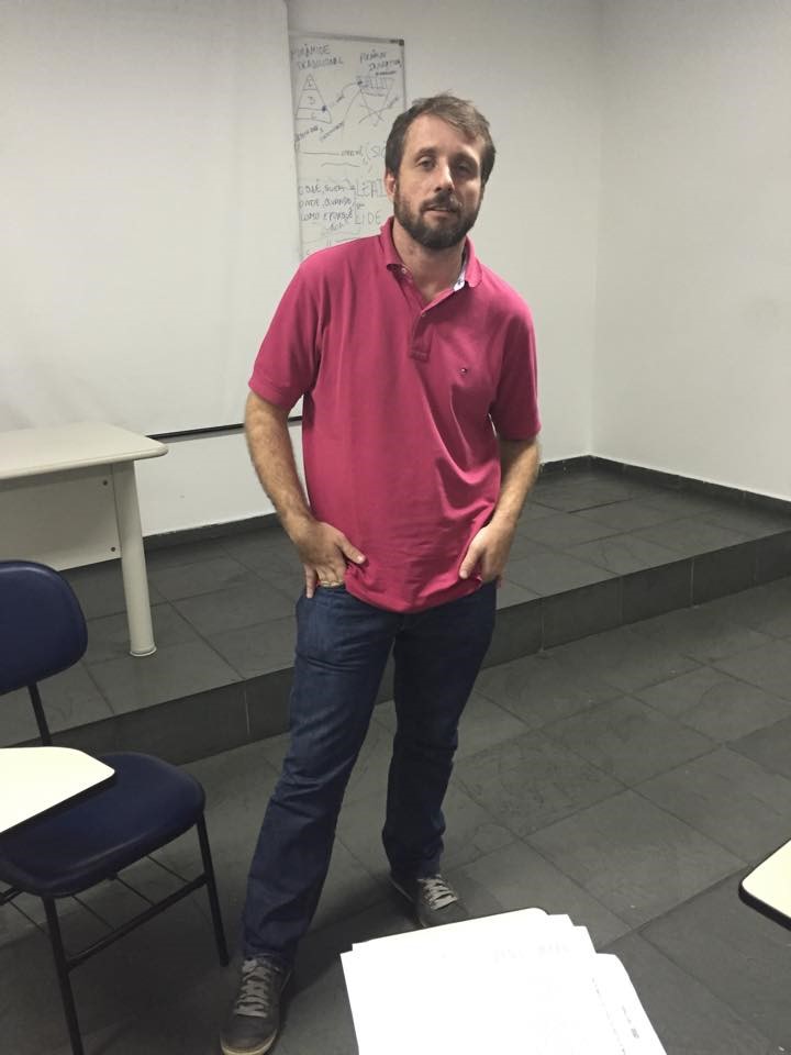 Vitor Guedes na FAPSP, onde dá aulas para o curso de Jornalismo Foto: Thomas Aoki